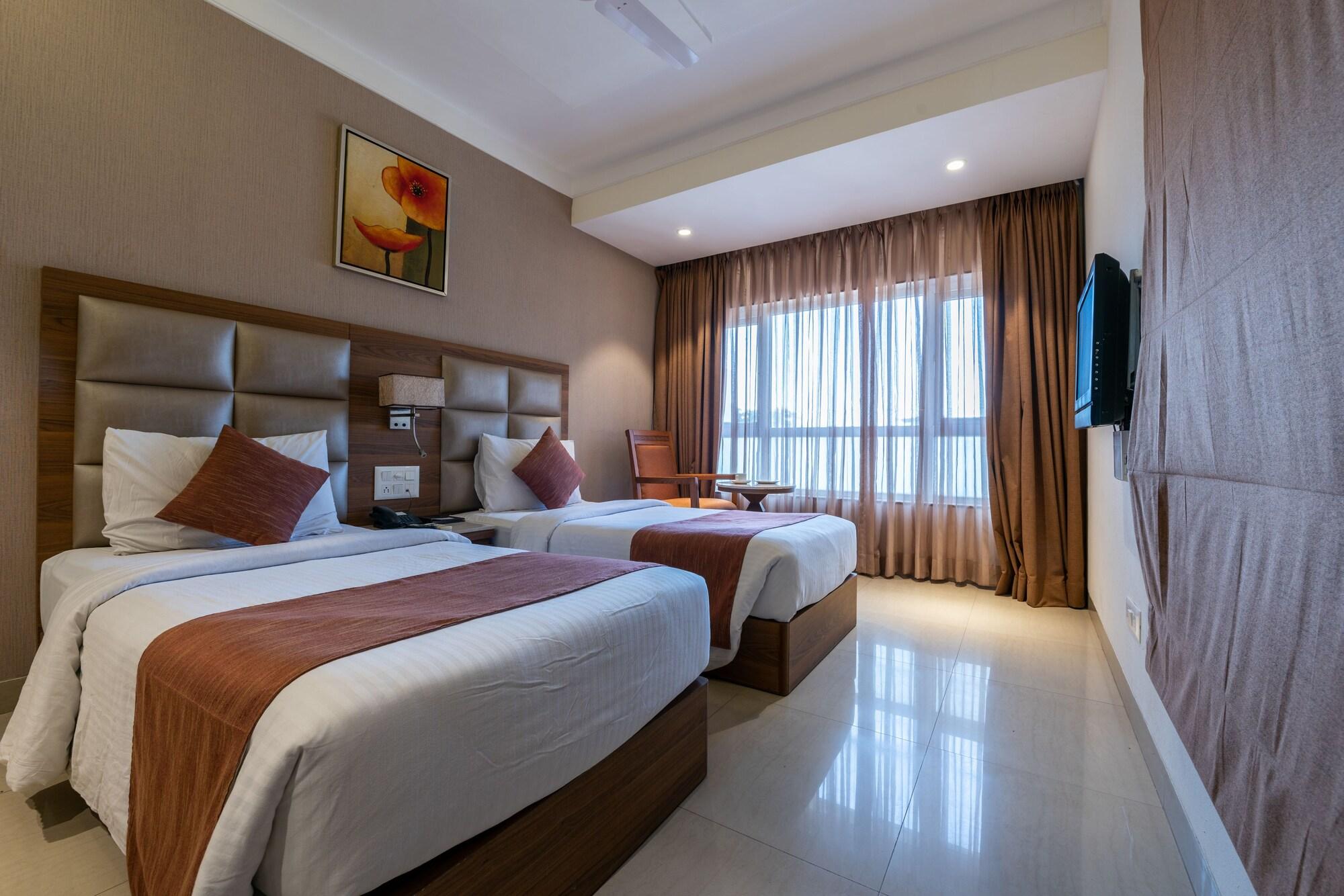 Treebo Trend Surya Nashik Hotell Eksteriør bilde