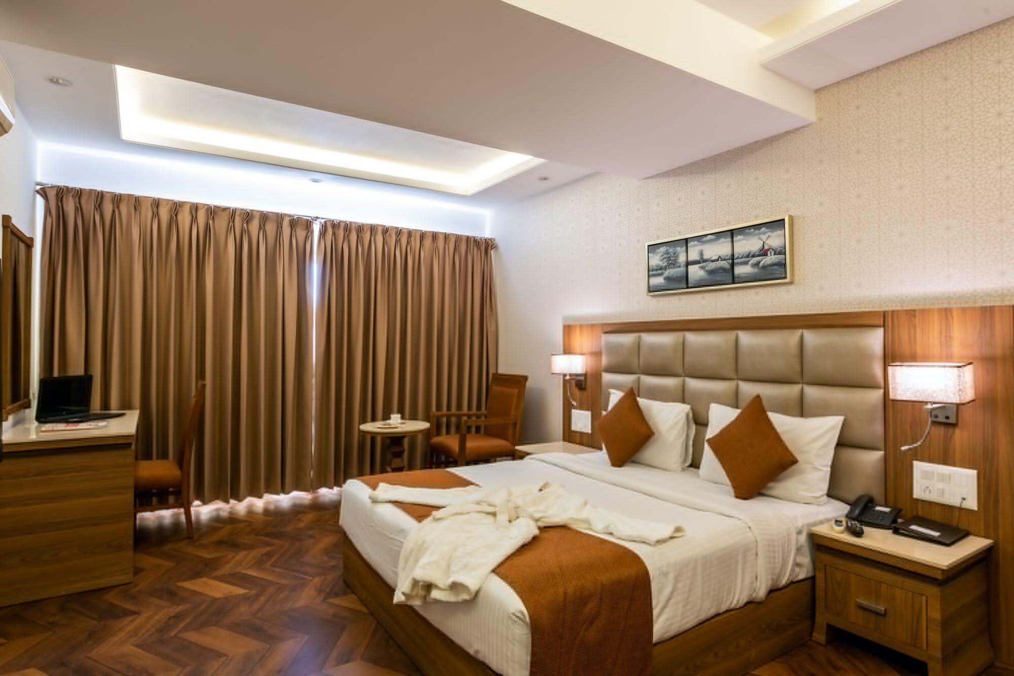 Treebo Trend Surya Nashik Hotell Eksteriør bilde
