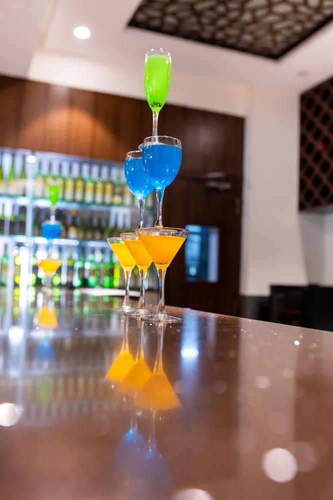 Treebo Trend Surya Nashik Hotell Eksteriør bilde
