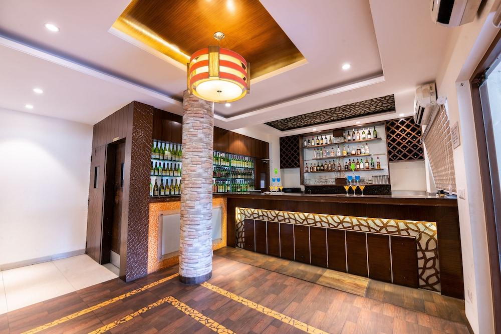 Treebo Trend Surya Nashik Hotell Eksteriør bilde