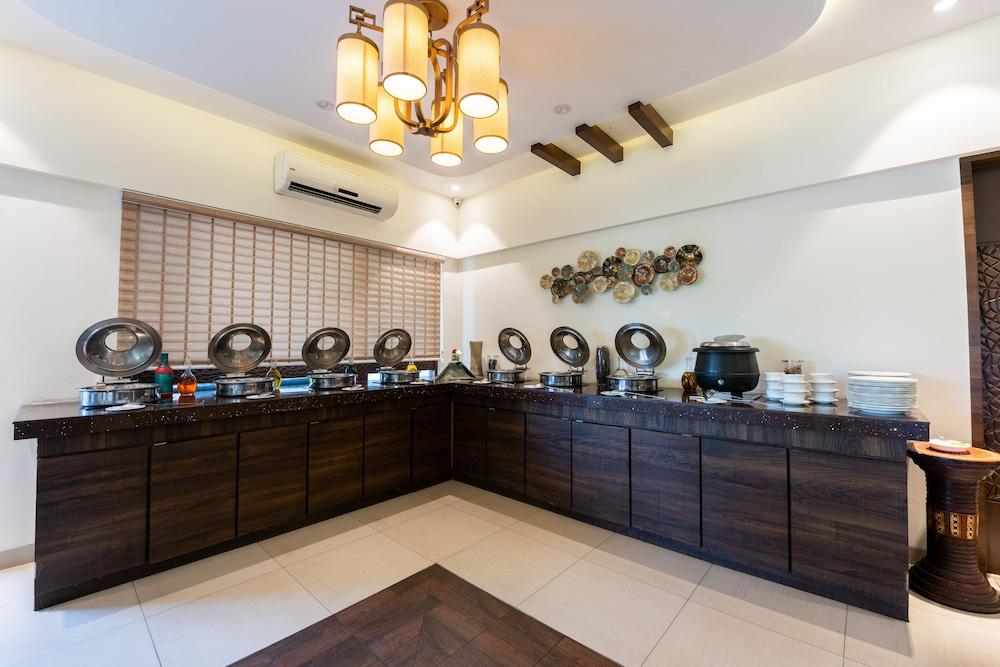 Treebo Trend Surya Nashik Hotell Eksteriør bilde