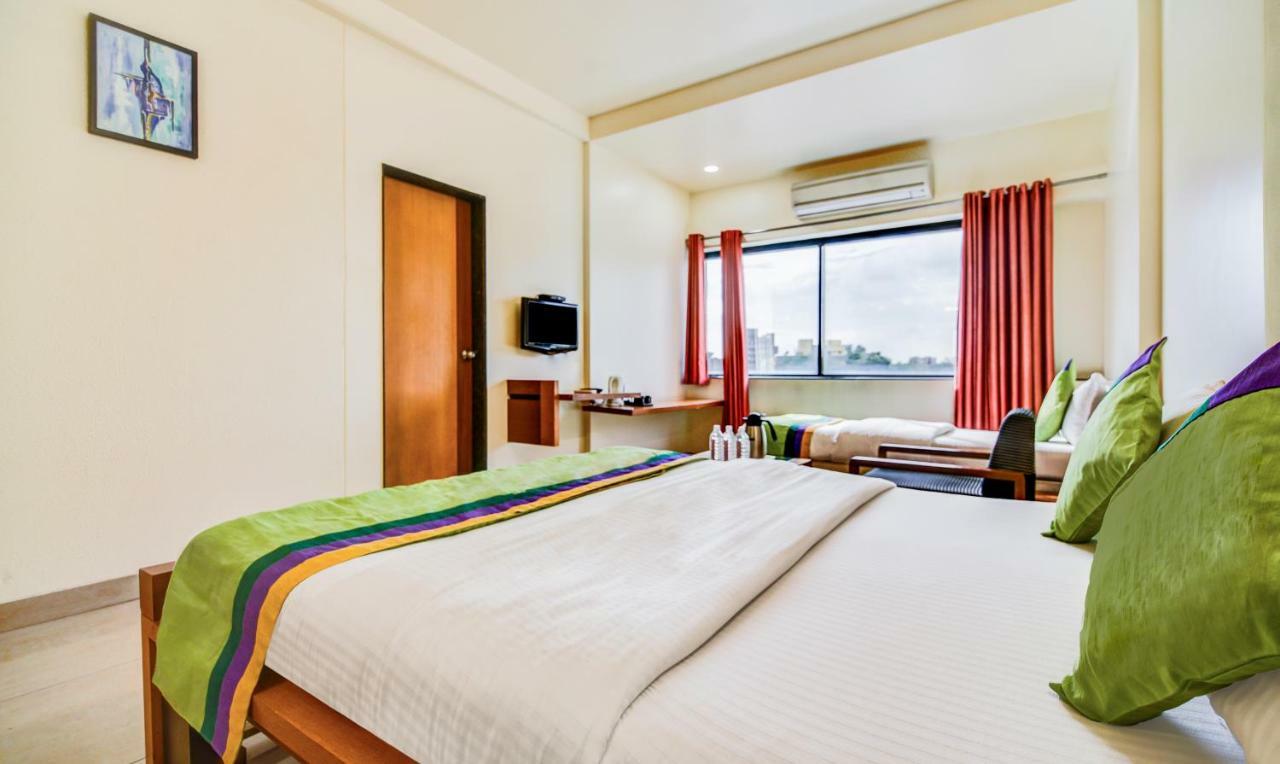 Treebo Trend Surya Nashik Hotell Eksteriør bilde
