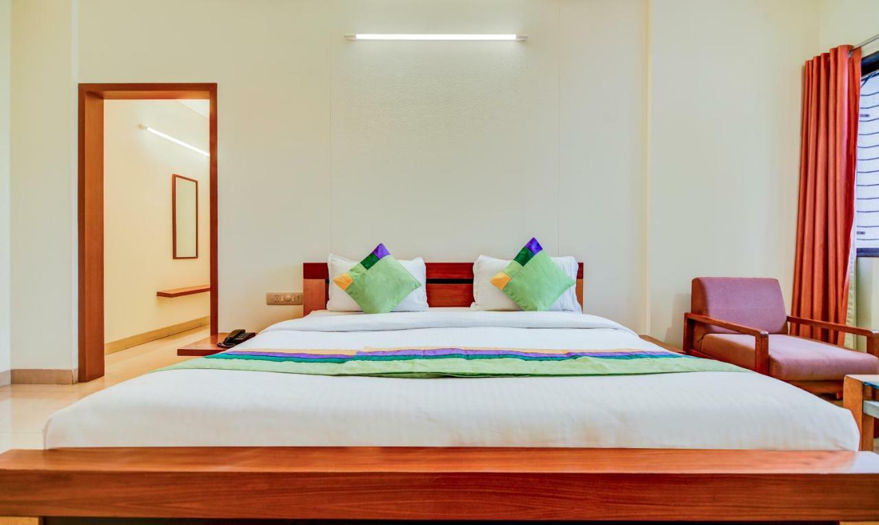 Treebo Trend Surya Nashik Hotell Eksteriør bilde